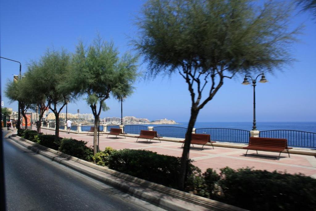 Unbeatable Location Valletta And Harbour Views Apartment Sliema Luaran gambar